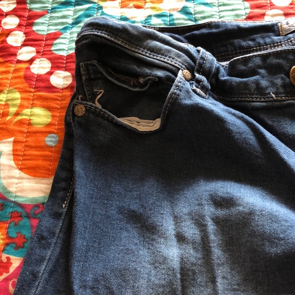 Jeans - Picture 2 of 4